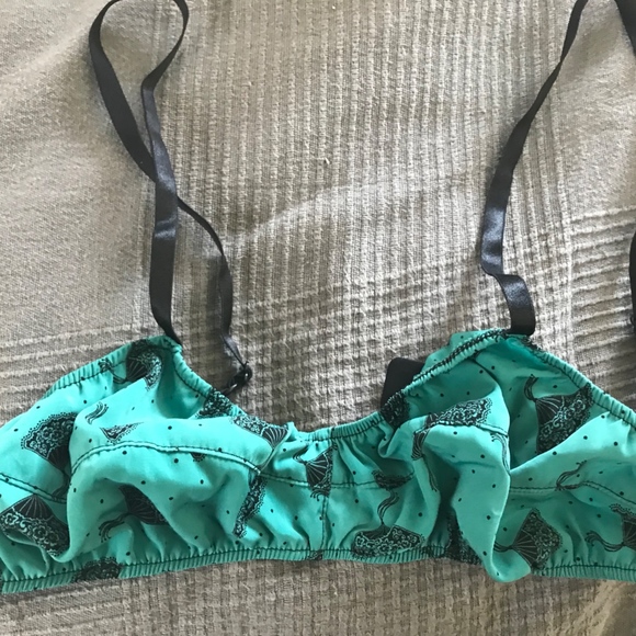 American Apparel Vintage Cali Select Fan Bra - Picture 2 of 4